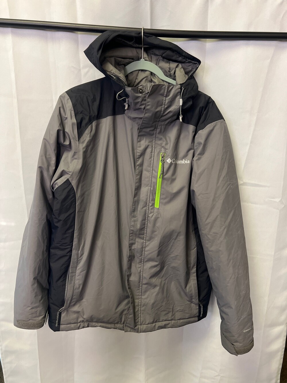 Columbia Omni-Tech Hooded Jacket Gray Waterproof Breathable